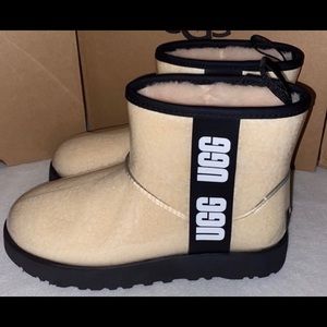 UGG CLASSIC CLEAR MINI